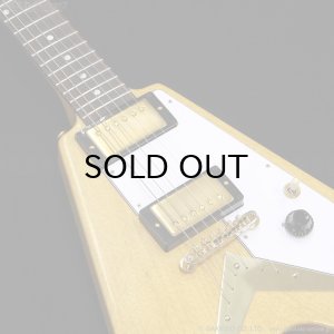 画像7: Gibson Custom Shop　1958 Korina Flying V with White Pickguard [Natural]