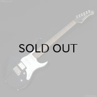 Yamaha　Pacifica 212 VFM [Translucent Black]