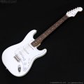 Fender　Made in Japan Limited Hybrid II Stratocaster， Blanc