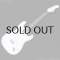 Fender　Made in Japan Limited Hybrid II Stratocaster， Blanc