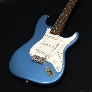 画像2: Squier　Classic Vibe 60s Stratocaster [Lake Placid Blue] [中古品]