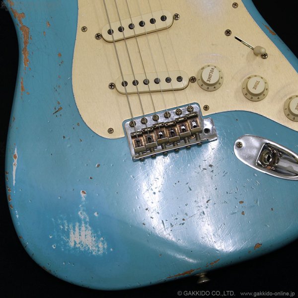 画像4: Fender Custom Shop　S23 Limited 1958 Stratocaster Heavy Relic [Super Aged/Faded Taos Turquoise] [半期決算セール特価] (4)