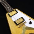 画像7: Gibson Custom Shop　1958 Korina Flying V with White Pickguard [Natural] (7)