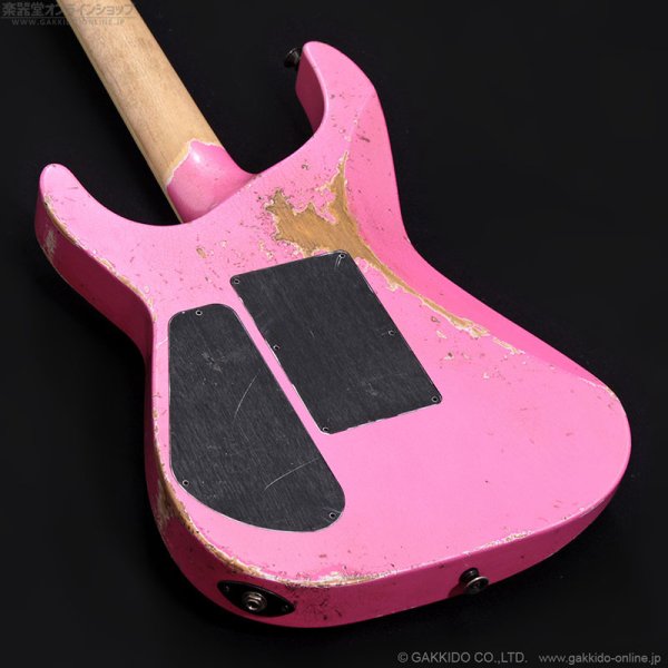 画像16: Jackson Custom Shop　Soloist HSS FR [Nitro-Relic Tour Finish] [Platinum Pink] (16)